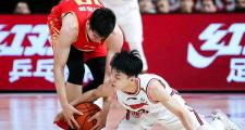 开云体育在线-江苏队碾压深圳队，易建联带队取胜