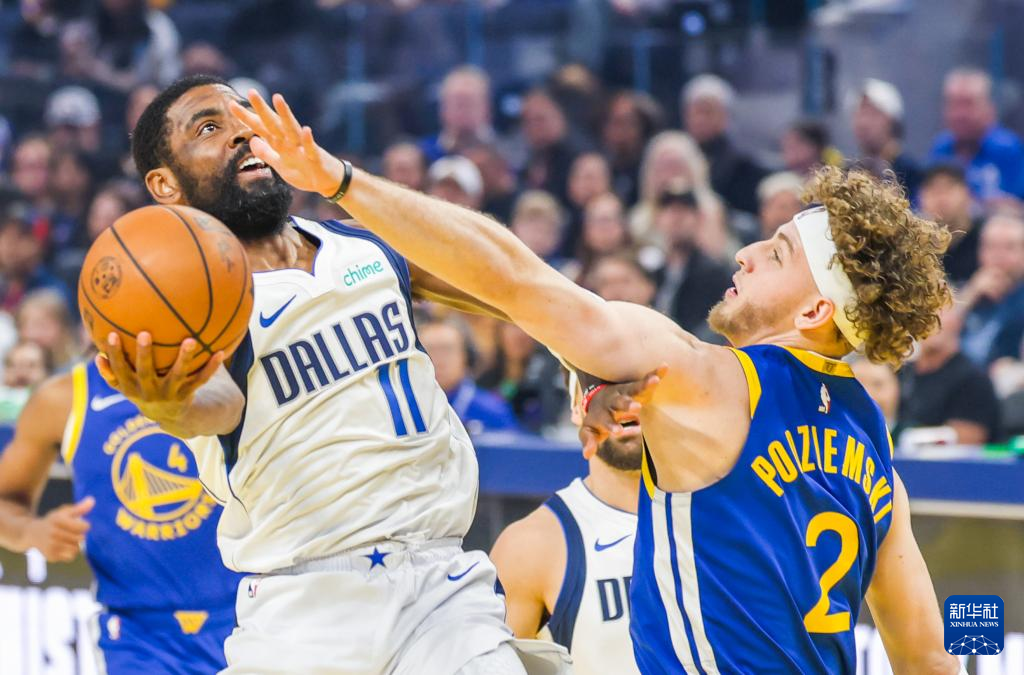 勇士胜下独行侠,稳住西部领先 勇士胜下独行侠,稳住西部领先