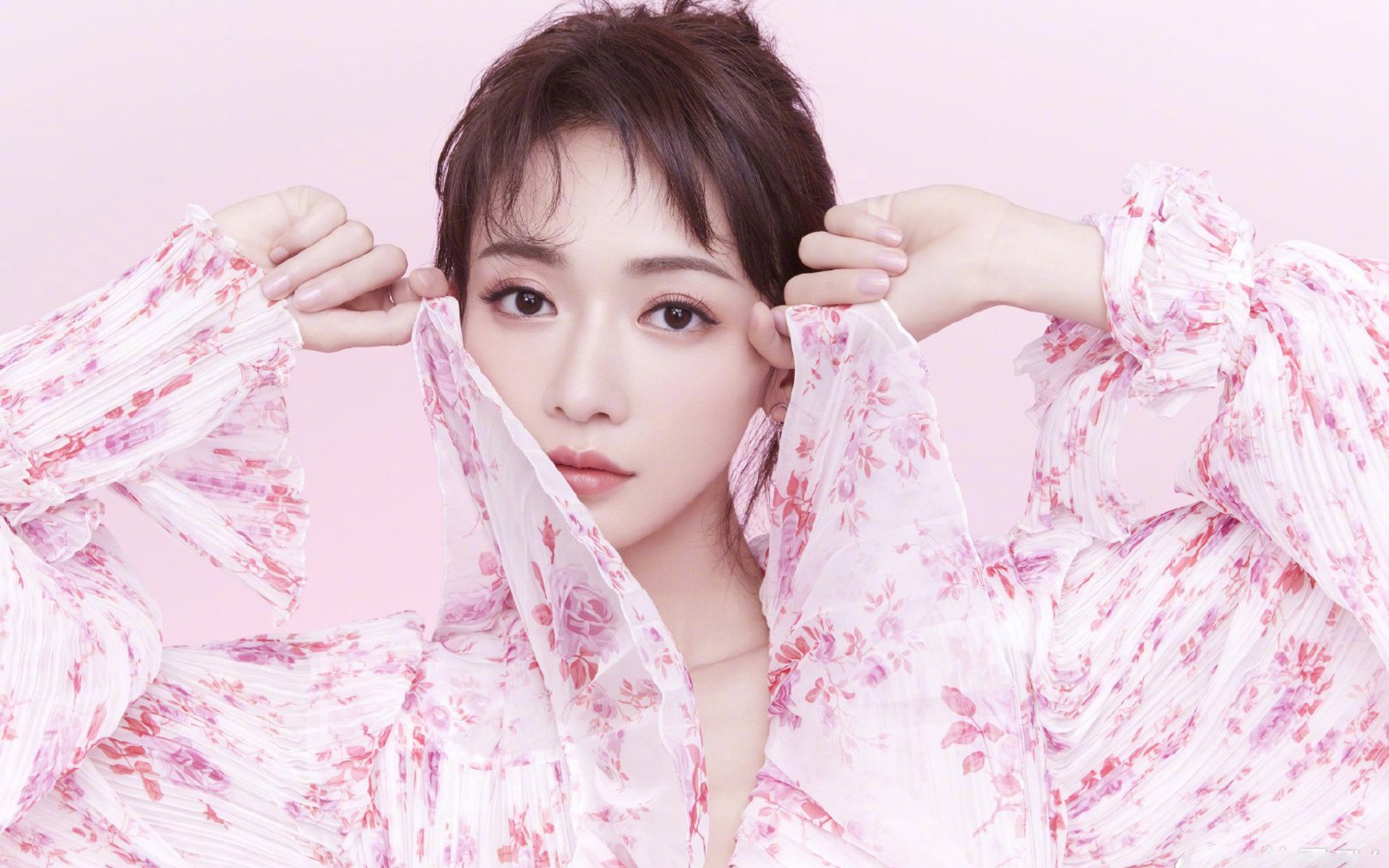 内马尔闪耀全场！莱比锡红牛5-0横扫雷恩，巴西天王独造四球