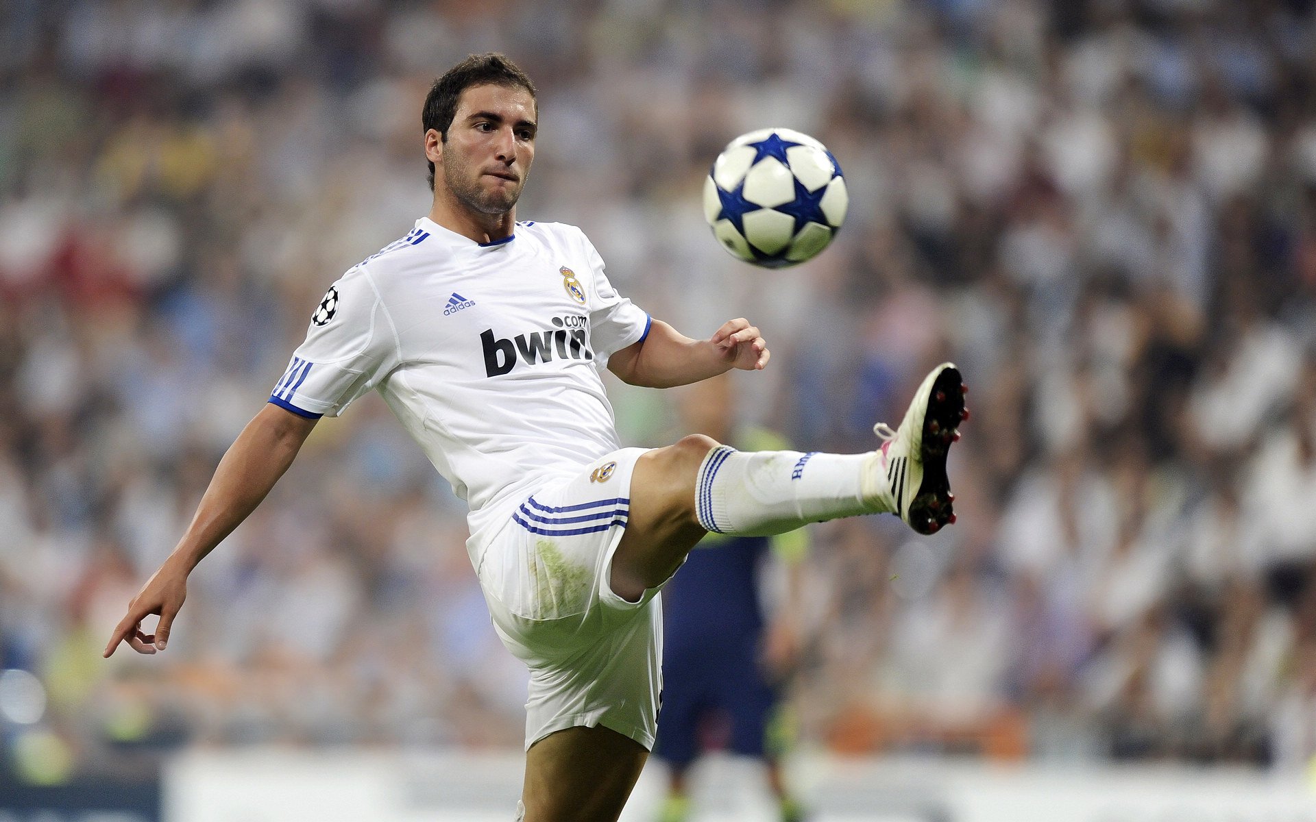 快船战术如手术刀肢解广东队，杰伦格林表现堪称攻防教科书