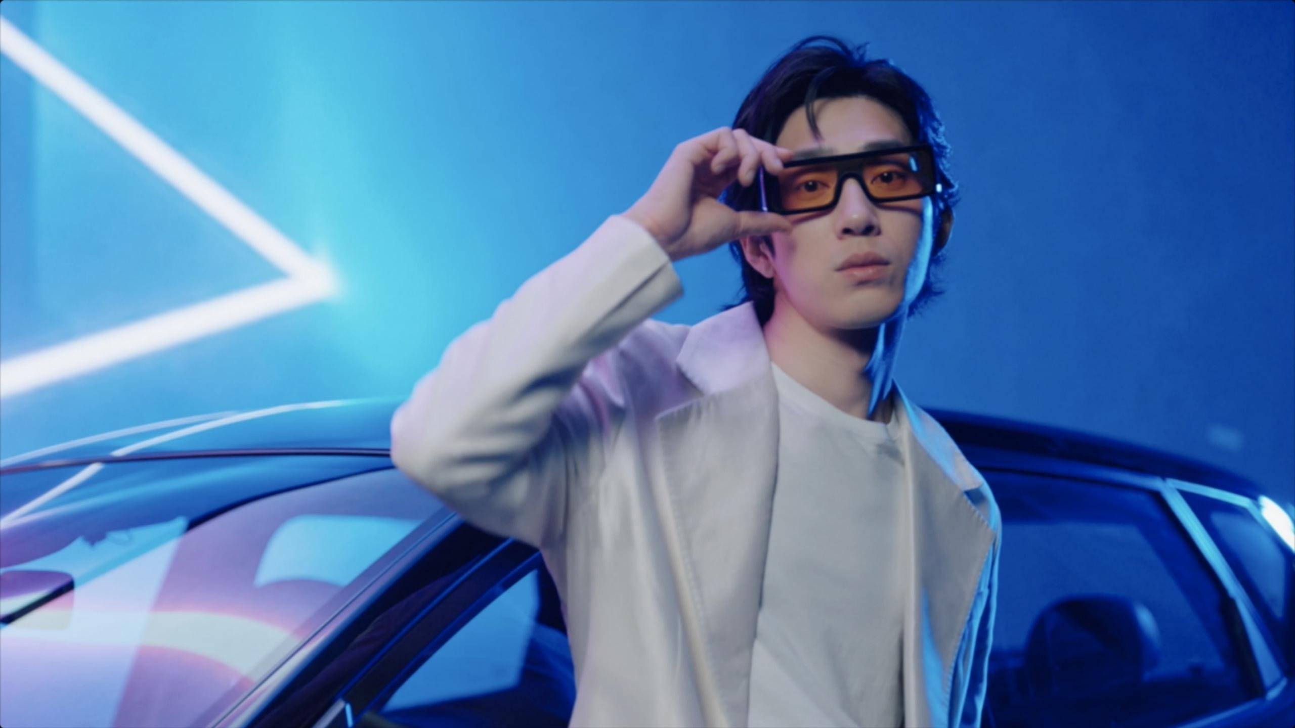 托尼爆发引领厄瓜多尔横扫佛罗伦萨，足球世界为之震惊