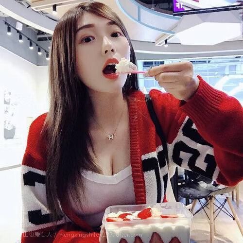 西亚卡姆铭刻传奇一夜，年度焦点之战的王者加冕