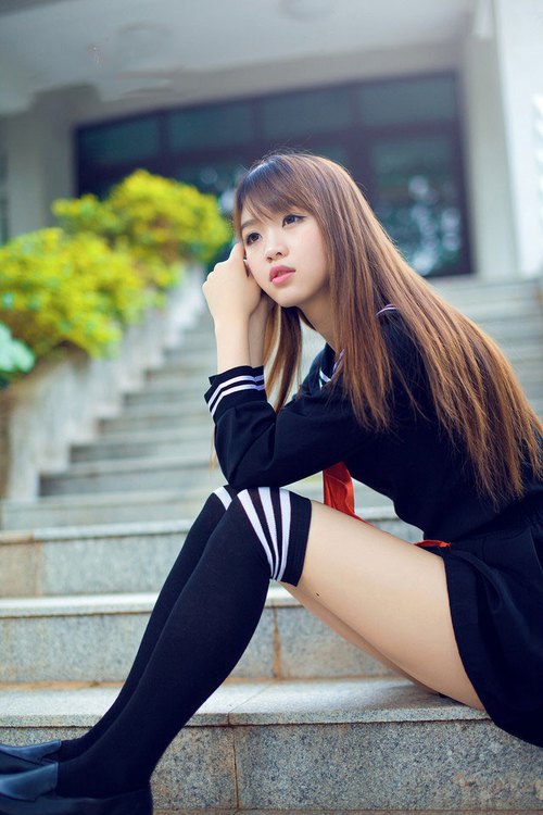 AC米兰友谊赛大胜玻利维亚劲旅,新星阿克独造三球高光闪耀